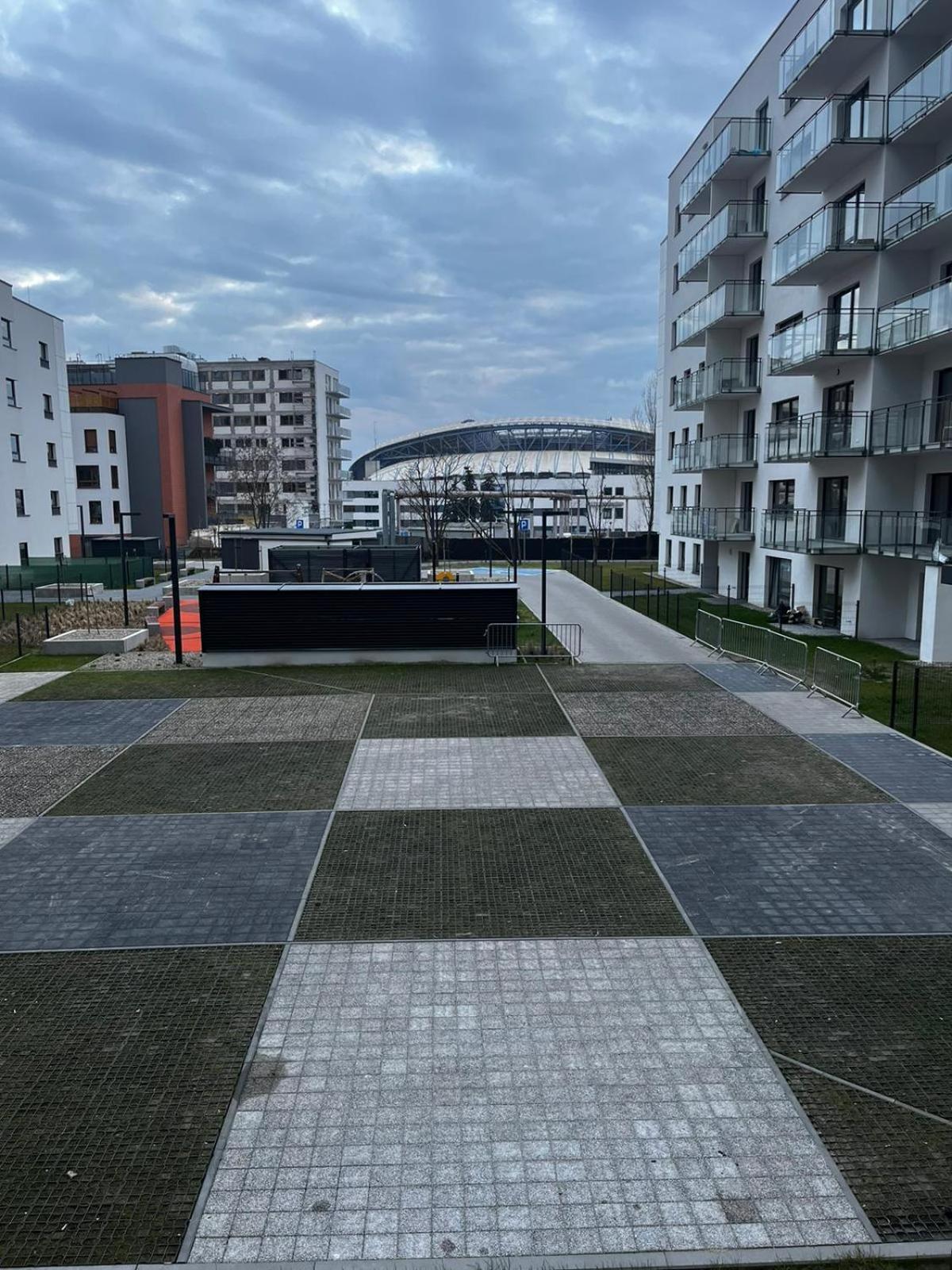 Apartament Z Widokiem Na Stadion Styl Industrialny Jedyny Taki Check In 24 H Poznan Luaran gambar