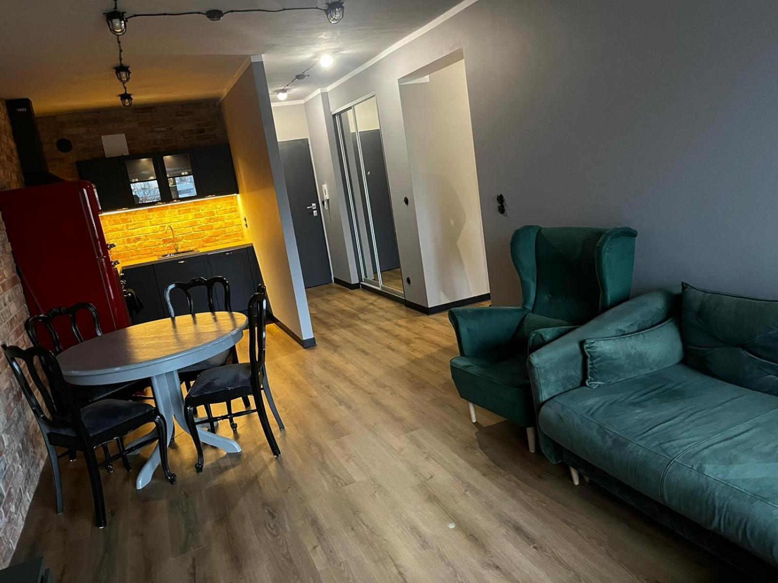 Apartament Z Widokiem Na Stadion Styl Industrialny Jedyny Taki Check In 24 H Poznan Luaran gambar