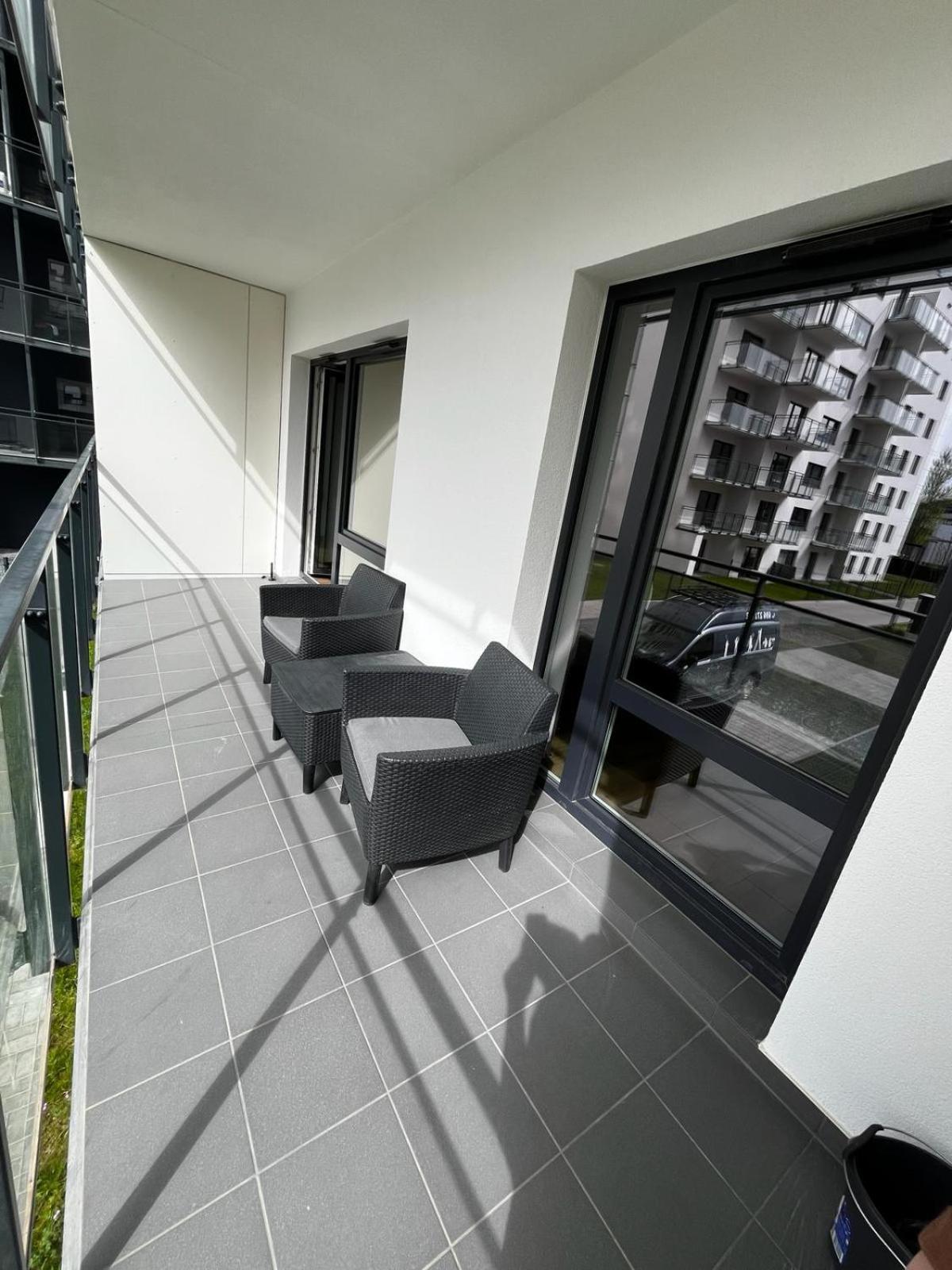 Apartament Z Widokiem Na Stadion Styl Industrialny Jedyny Taki Check In 24 H Poznan Luaran gambar